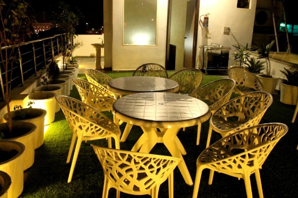The Raj Vilas Agra  Exterior photo
