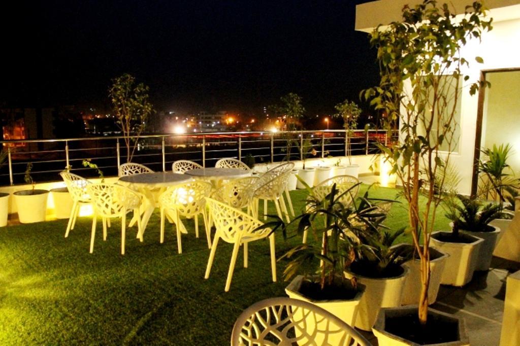 The Raj Vilas Agra  Exterior photo