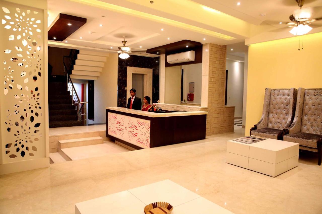 The Raj Vilas Agra  Exterior photo